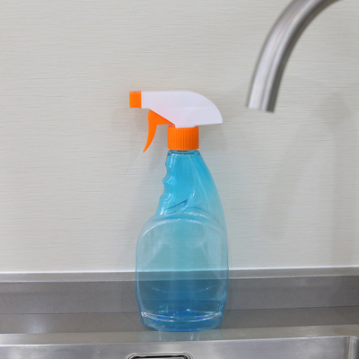 200ml प्लास्टिक सिलेंडर ट्रिगर स्प्रेयर बोतल अनुकूलित लोगो स्क्रीन मुद्रित