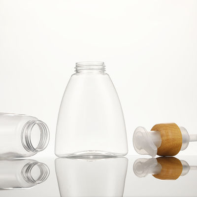 स्क्रीन प्रिंटिंग कॉस्मेटिक स्किनकेयर पैकेजिंग जरूरतों के लिए पीईटी बॉडी और पीईटी कॉलर कंटेनरों का उपयोग करके निर्मित प्लास्टिक लोशन की बोतलें