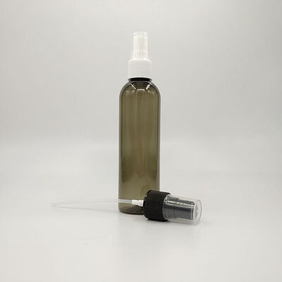 पीईटी प्लास्टिक पारदर्शी स्प्रे बोतल पुनःपूर्ति योग्य लीक प्रूफ कंटेनर कॉस्मेटिक सफाई और इत्र तरल के लिए डिज़ाइन किया गया