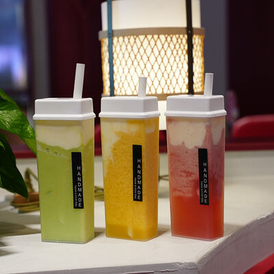 Screw on Lid Milk Tea Bottles Leak Proof Water Resistant Containers Designed for Beverage Storage and Transport Solutions