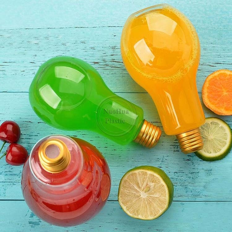 एल्यूमीनियम टोपी के साथ 500 मिलीलीटर प्लास्टिक लैंप बल्ब के आकार की जूस की बोतल