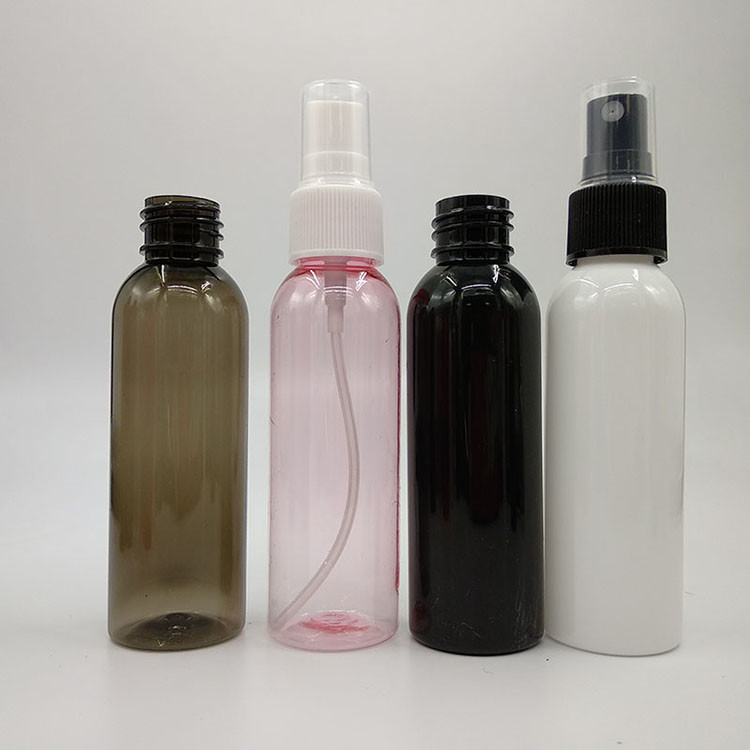 यात्रा के अनुकूल घरेलू पीईटी प्लास्टिक स्प्रे बोतल 10ml 15ml 30ml 50ml 60m 70ml 100ml 200ml 500ml